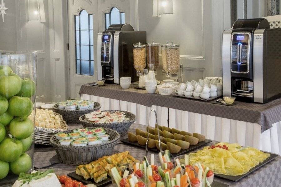 Grand Hotel Fleming by OMNIA hotels breakfast