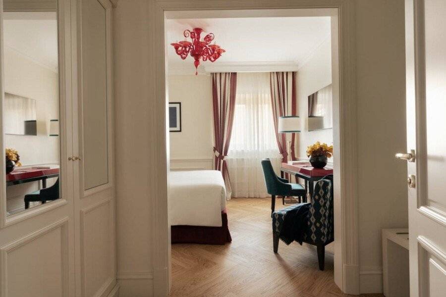 Palazzo Ripetta hotel bedroom