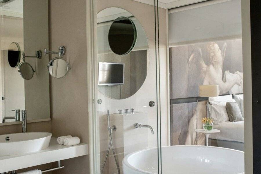 Villa Agrippina Gran Meliá – The Leading Hotels of the World bathtub