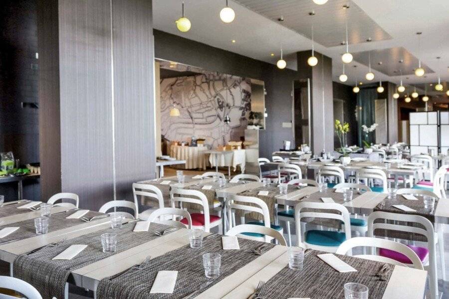 Ibis Styles Roma Eur restaurant