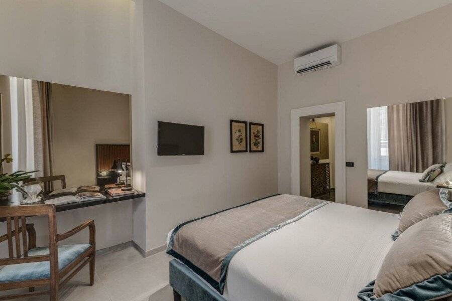 Navona Theatre Hotel hotel bedroom