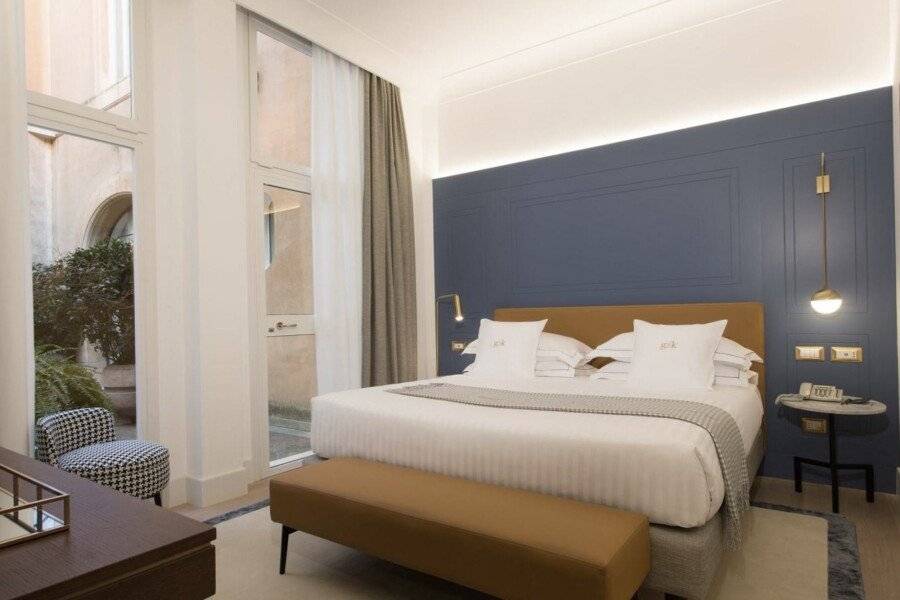 Elizabeth Unique Hotel | a Member of Design Hotels™ hotel bedroom