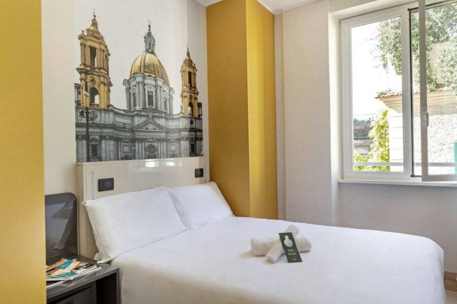 B&B Hotel Roma San Lorenzo Termini hotel bedroom