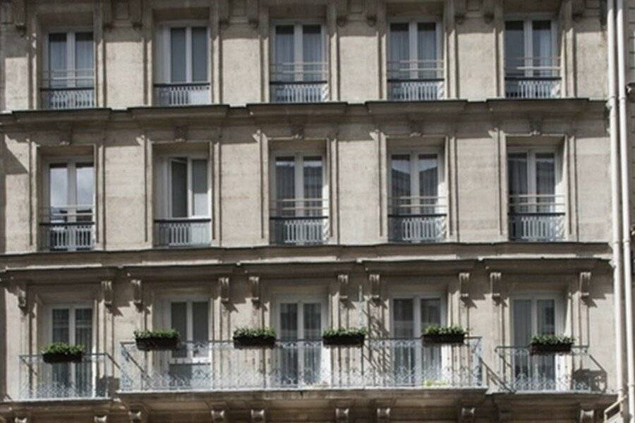 Hotel Elysees Opera facade