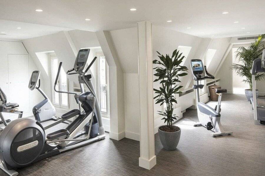 Hôtel Napoleon Paris fitness centre