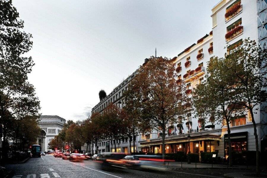 Hôtel Napoleon Paris facade