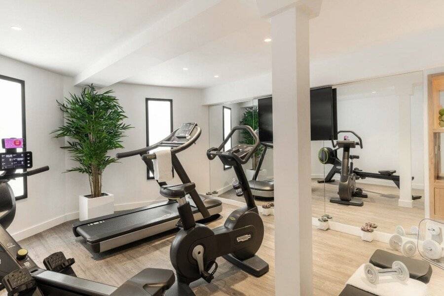 Best Western Plus La Demeure fitness centre