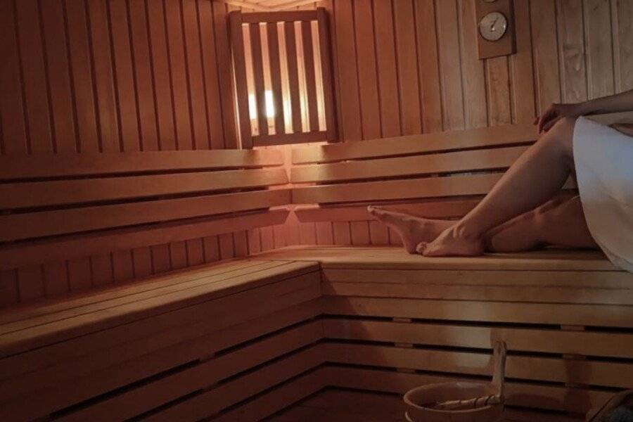 Novotel Centre Tour Eiffel sauna