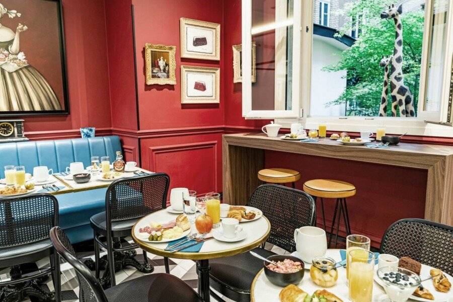 Hotel Villa Nicolo - Tour Eiffel breakfast