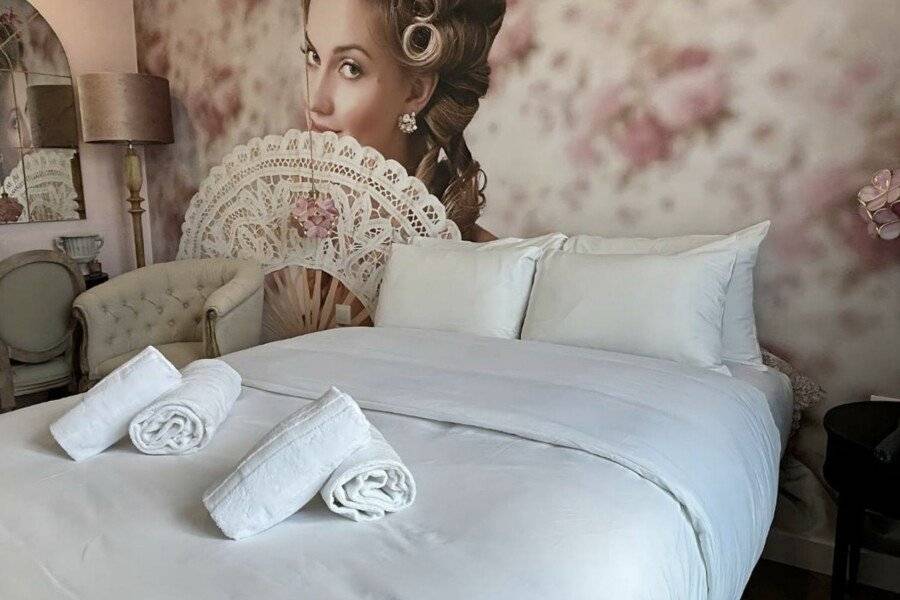 Le Glam's Hotel hotel bedroom