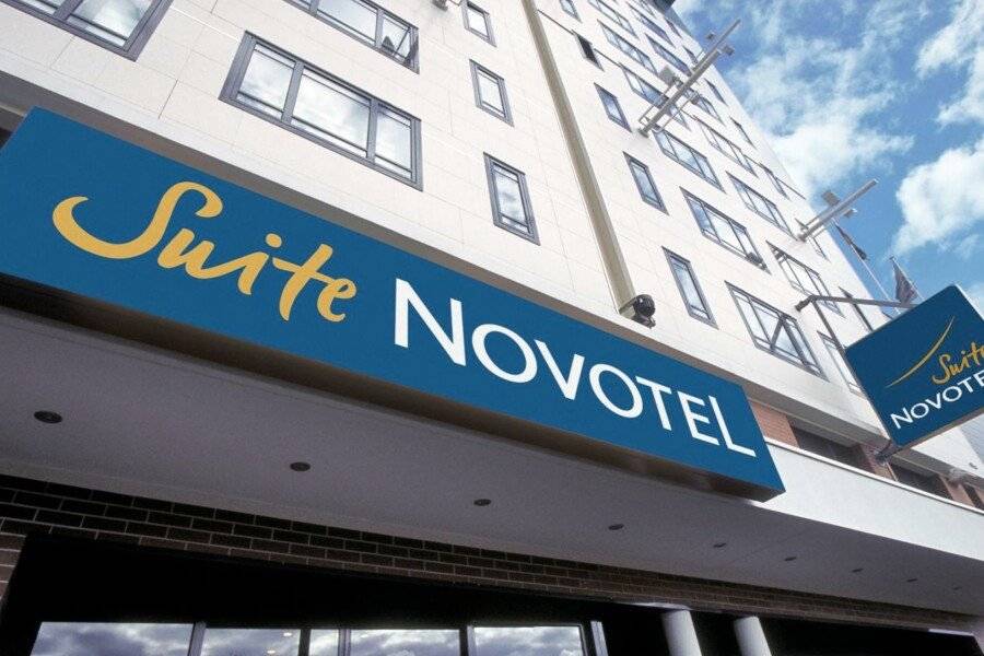 Novotel Suites Montreuil Vincennes , hotel facade