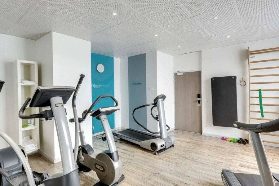 Novotel Suites Montreuil Vincennes fitness centre