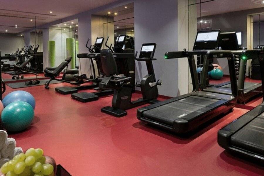 Hôtel Barrière Fouquet's Paris fitness centre