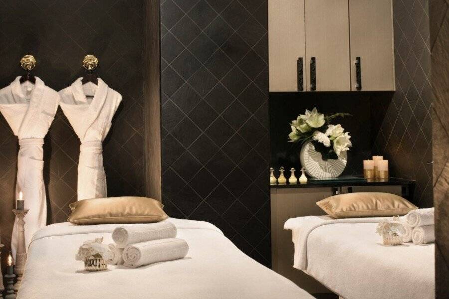 Hôtel Barrière Fouquet's Paris spa