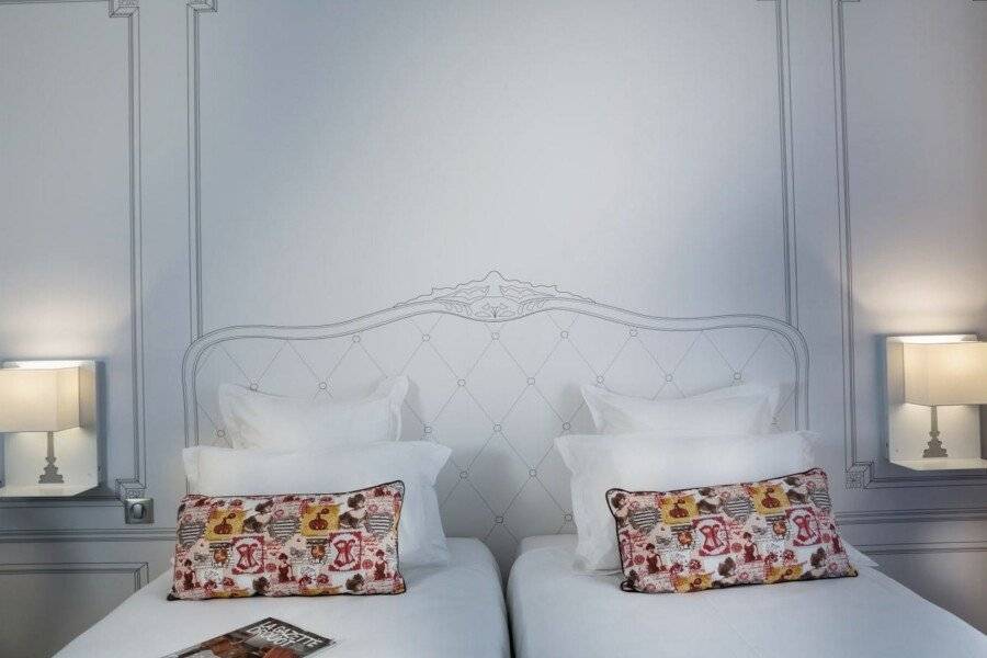 Hôtel Vaugirard hotel bedroom