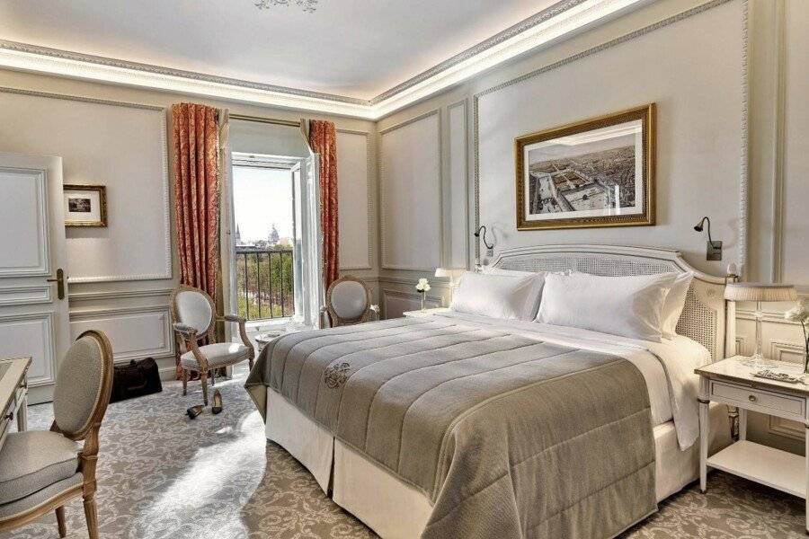 Le Meurice – Dorchester Collection hotel bedroom