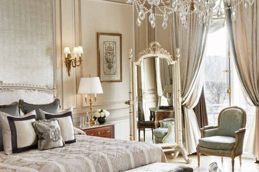 Le Meurice – Dorchester Collection hotel bedroom