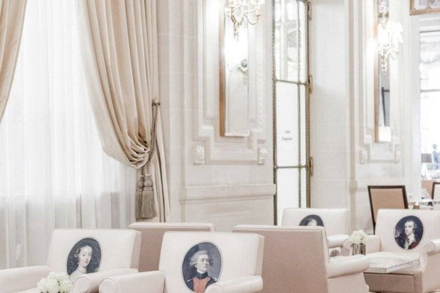 Le Meurice – Dorchester Collection lobby