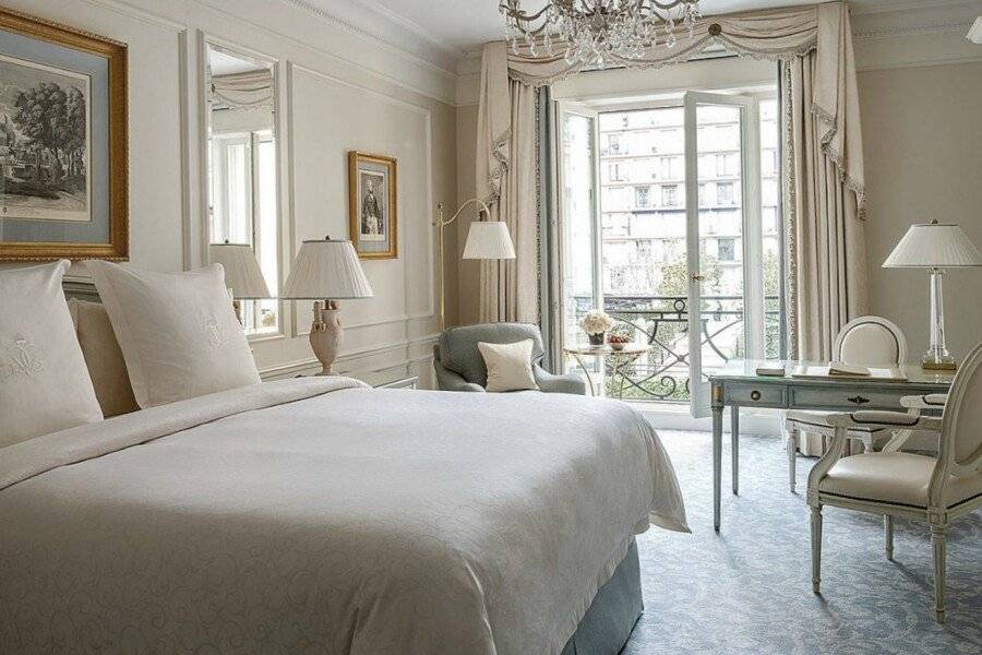 Four Seasons Hotel George V Paris hotel bedroom,balcony