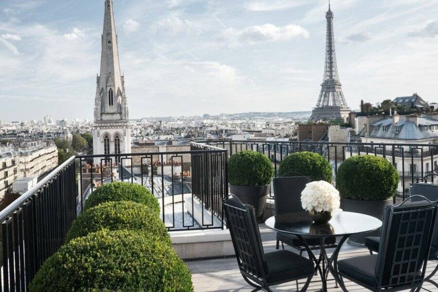 Four Seasons Hotel George V Paris rooftop pool,ocean view