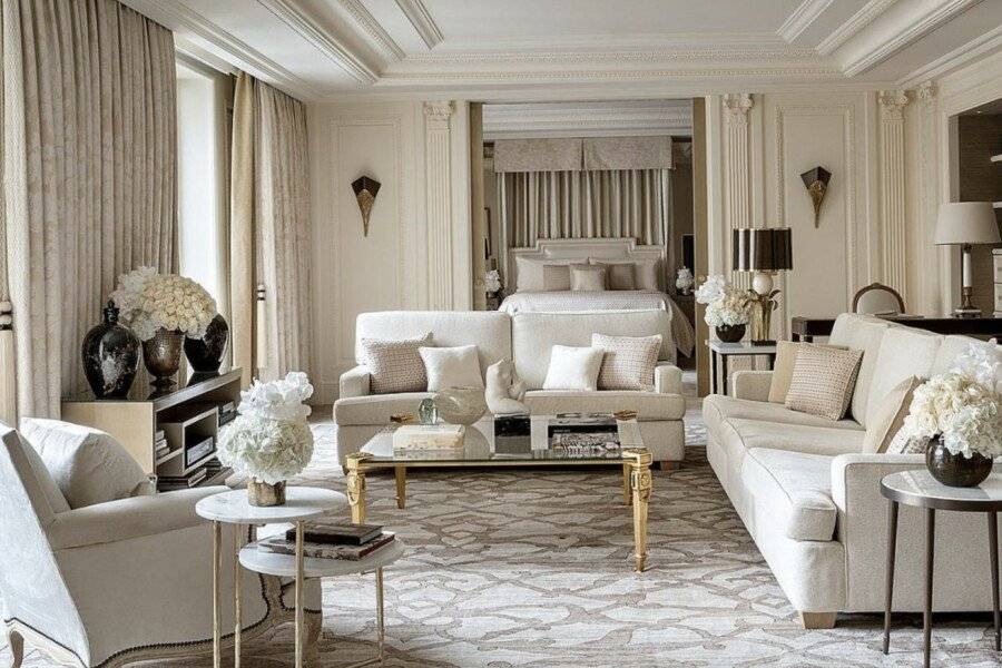 Four Seasons Hotel George V Paris hotel bedroom