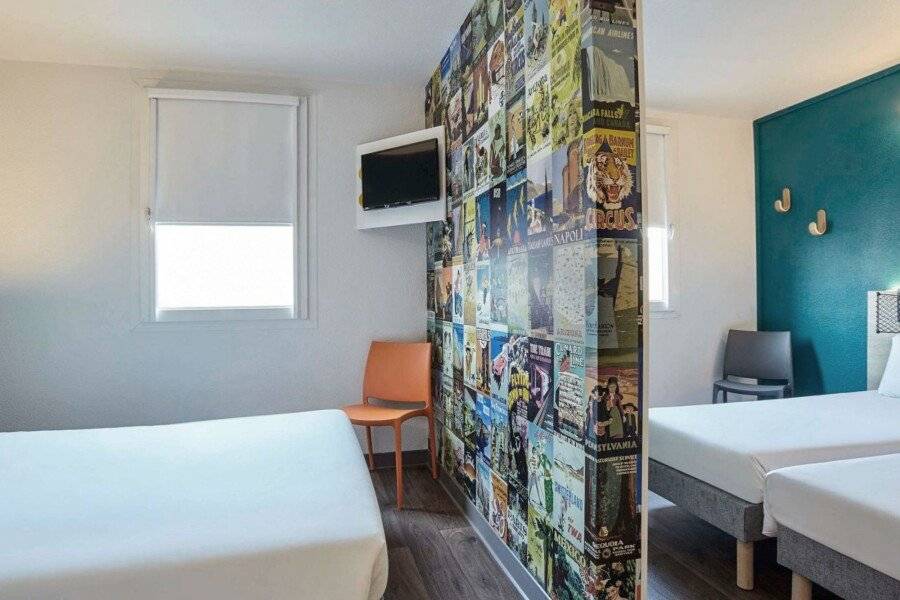 hotelF1 Paris Porte de Châtillon hotel bedroom