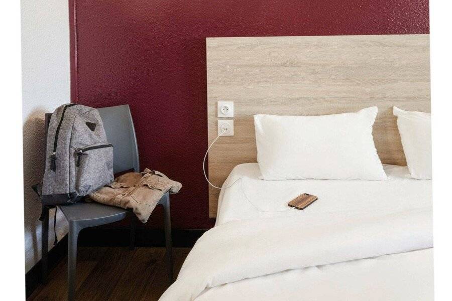hotelF1 Paris Porte de Châtillon hotel bedroom
