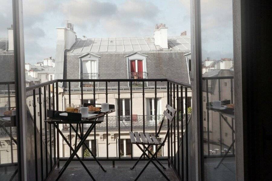 Hotel Saint-Louis Pigalle balcony,ocean view