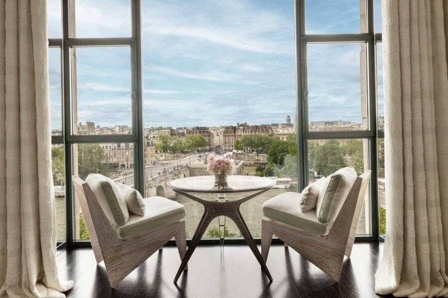 Cheval Blanc Paris & Dior Spa Cheval Blanc Paris 