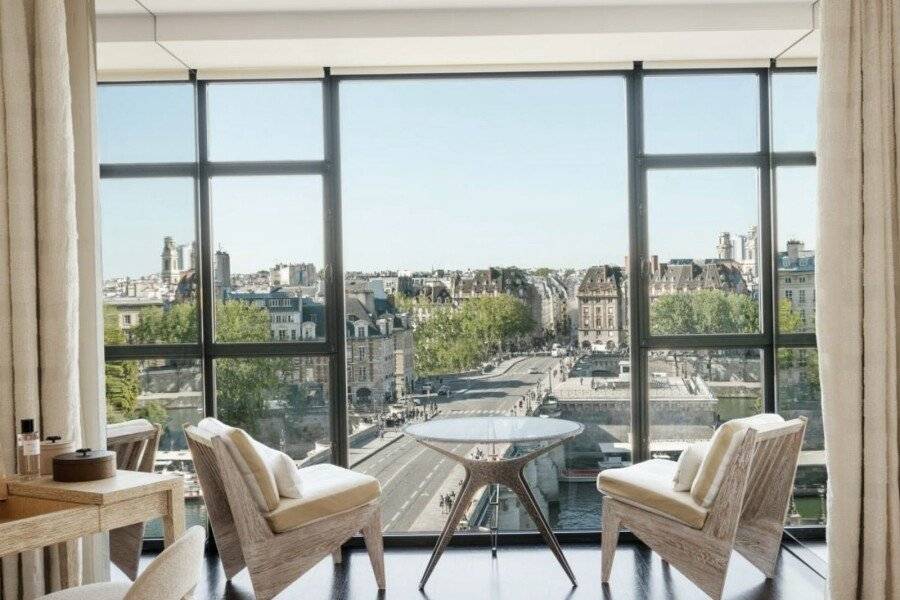 Cheval Blanc Paris & Dior Spa Cheval Blanc Paris hotel bedroom,ocean view