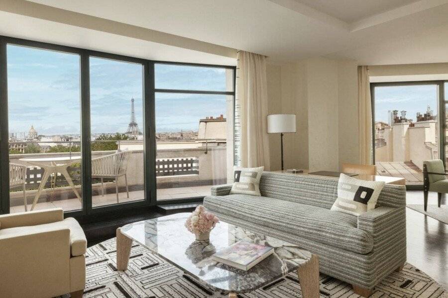 Cheval Blanc Paris & Dior Spa Cheval Blanc Paris hotel bedroom,ocean view,balcony