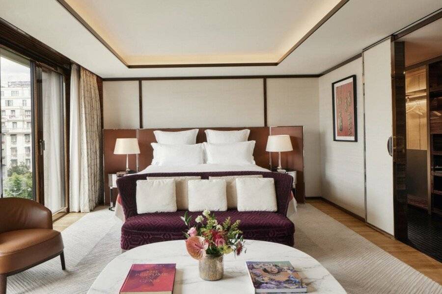 Bulgari Hotel Paris hotel bedroom