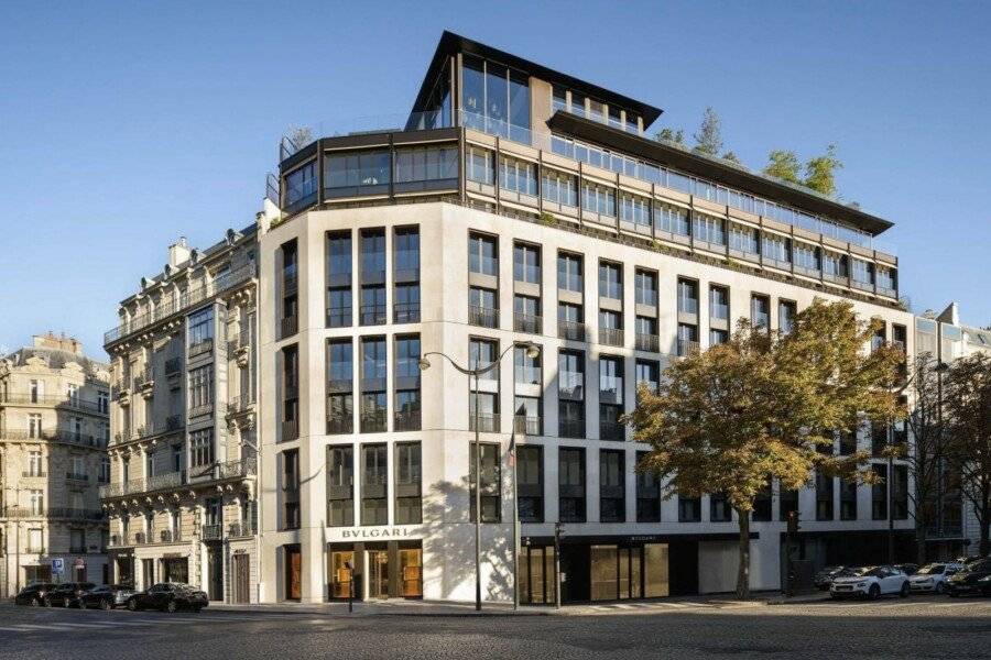 Bulgari Hotel Paris facade