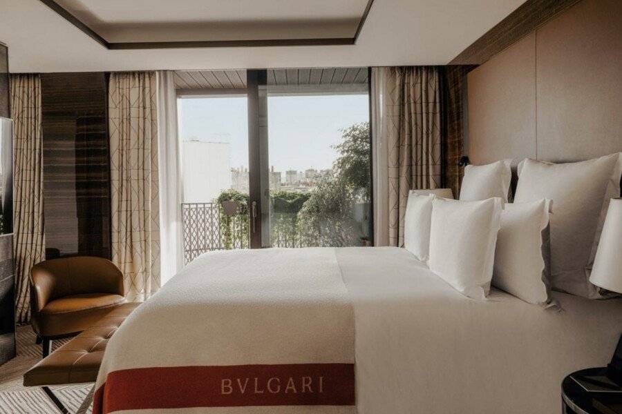 Bulgari Hotel Paris hotel bedroom