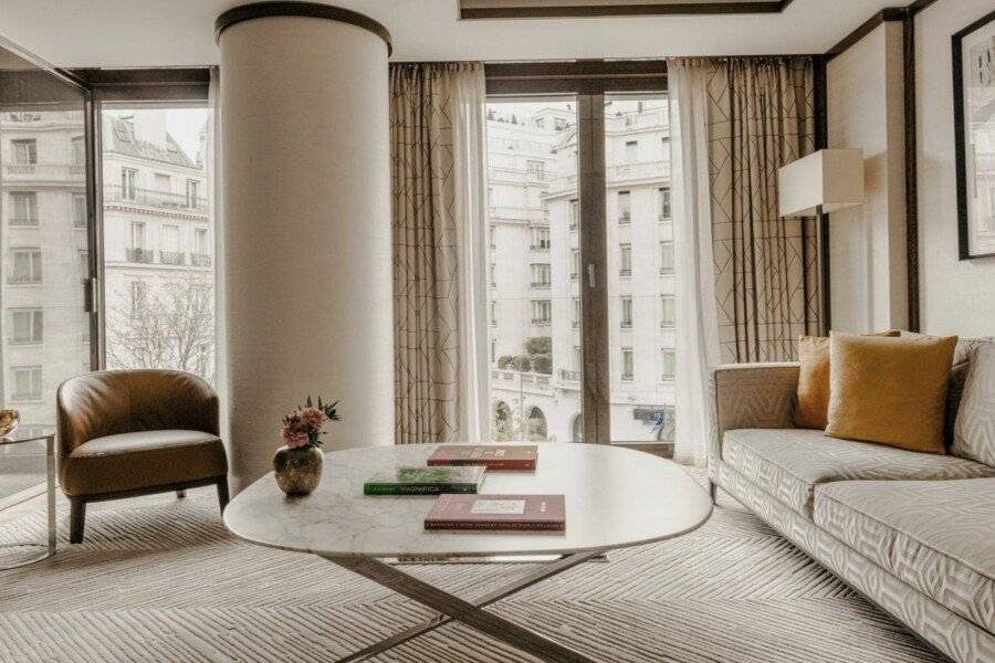 Bulgari Hotel Paris hotel bedroom