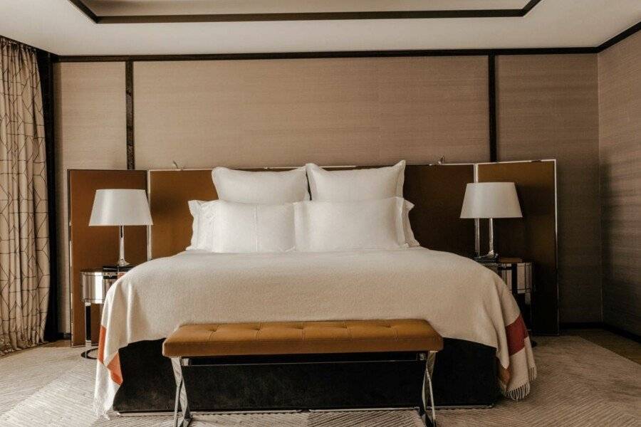 Bulgari Hotel Paris hotel bedroom