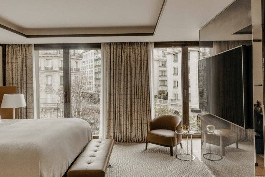 Bulgari Hotel Paris hotel bedroom