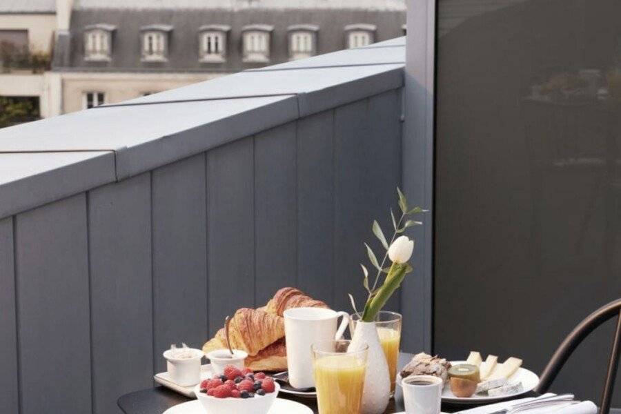 Drawing House balcony,breakfast,ocean view