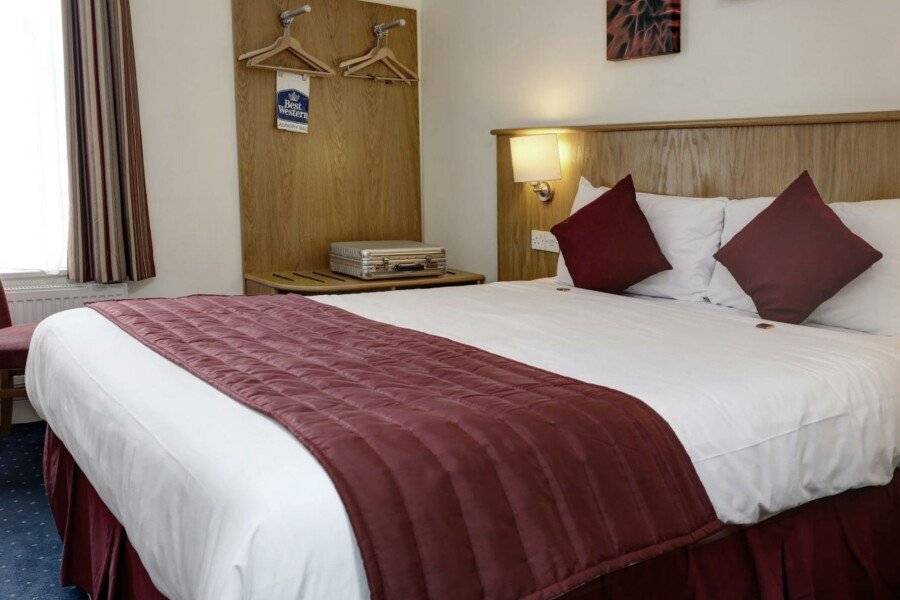 Best Western London Highbury hotel bedroom