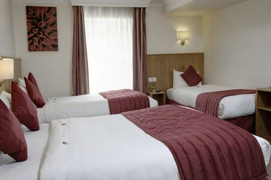 Best Western London Highbury hotel bedroom