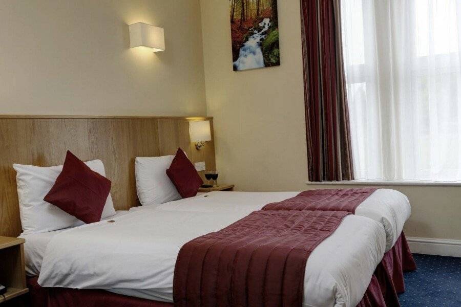 Best Western London Highbury hotel bedroom