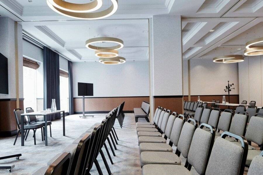 London Marriott Maida Vale conference room,meeting room