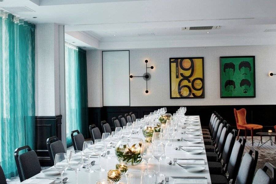 London Marriott Maida Vale conference room,restaurant