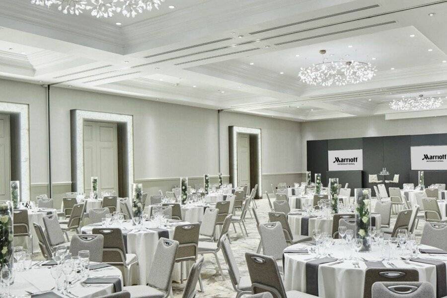 London Marriott Hotel Regents Park conference room,meeting room,