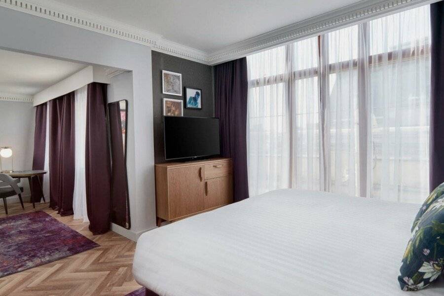 NYX Hotel Holborn by Leonardo Hotels hotel bedroom