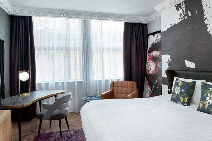 NYX Hotel Holborn by Leonardo Hotels hotel bedroom