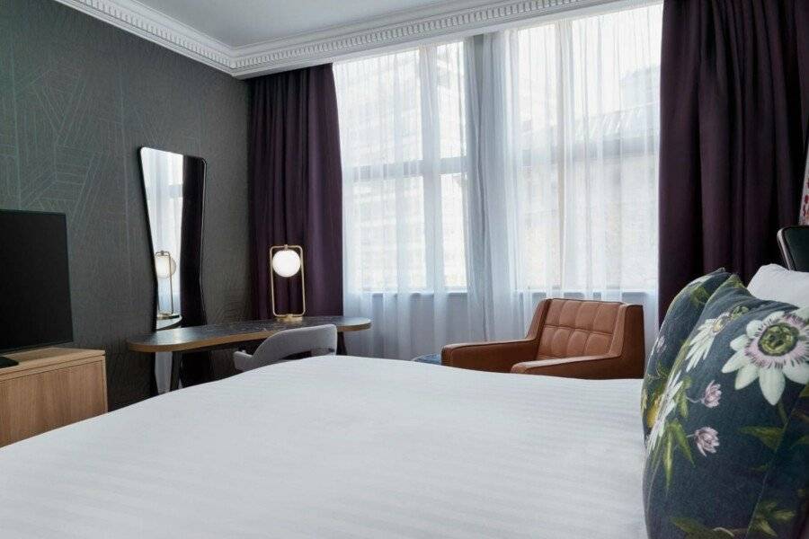 NYX Hotel Holborn by Leonardo Hotels hotel bedroom