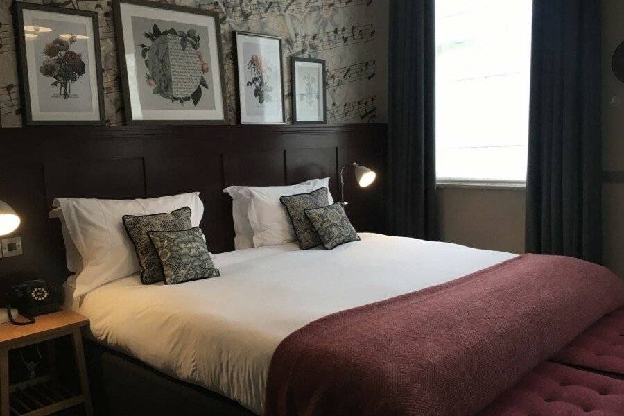 The Brook Green Hotel hotel bedroom