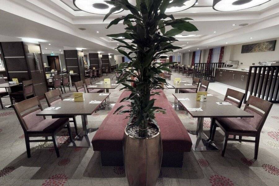 Holiday Inn London Kensington High St. restaurant