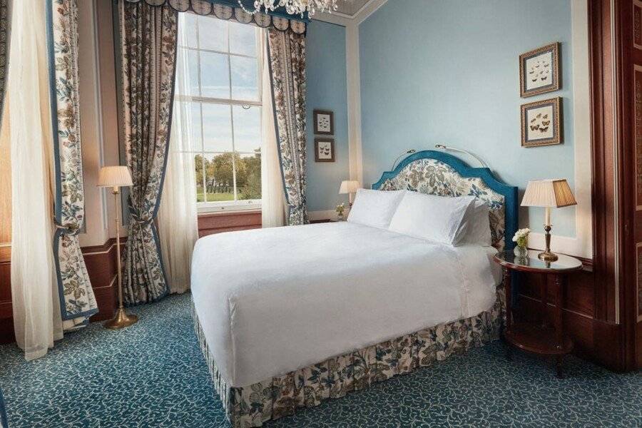 The Lanesborough, Oetker Collection hotel bedroom